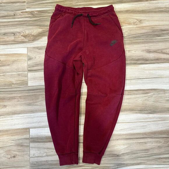 Black and Burgundy Nike Tech Fleece Sweatsuit - Picture 5 of 6